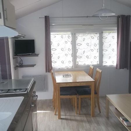 camping aire du gros pré Lesseux Esterno foto